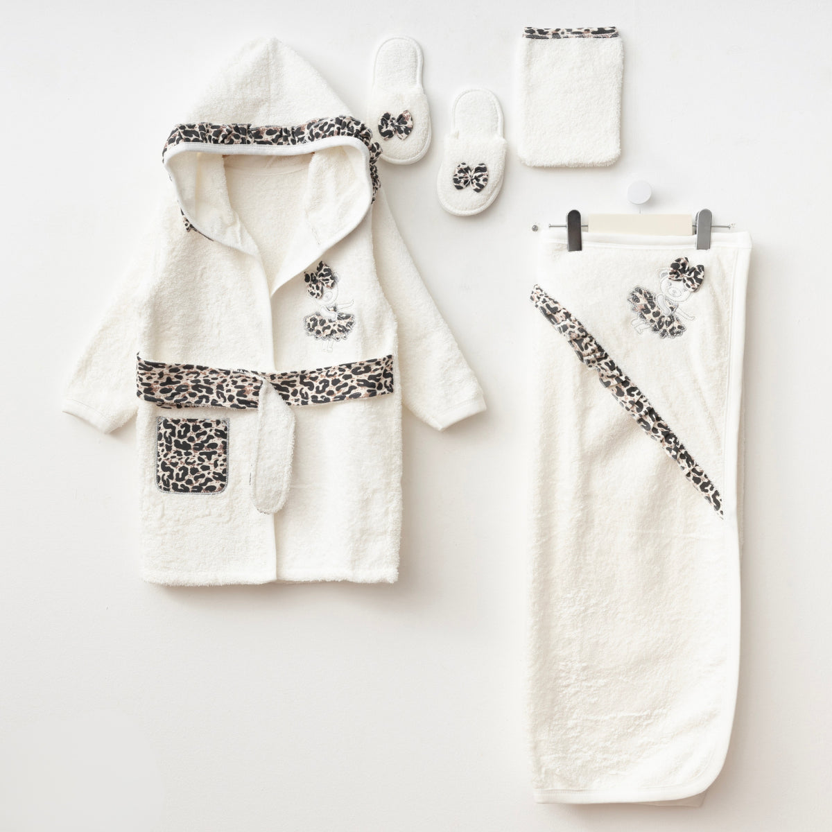 Balon Desenli Bornoz Takımı